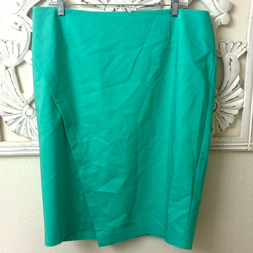 🔥LB Double Weave Stretch Wrap Pencil Skirt • Mint Green • Size 16